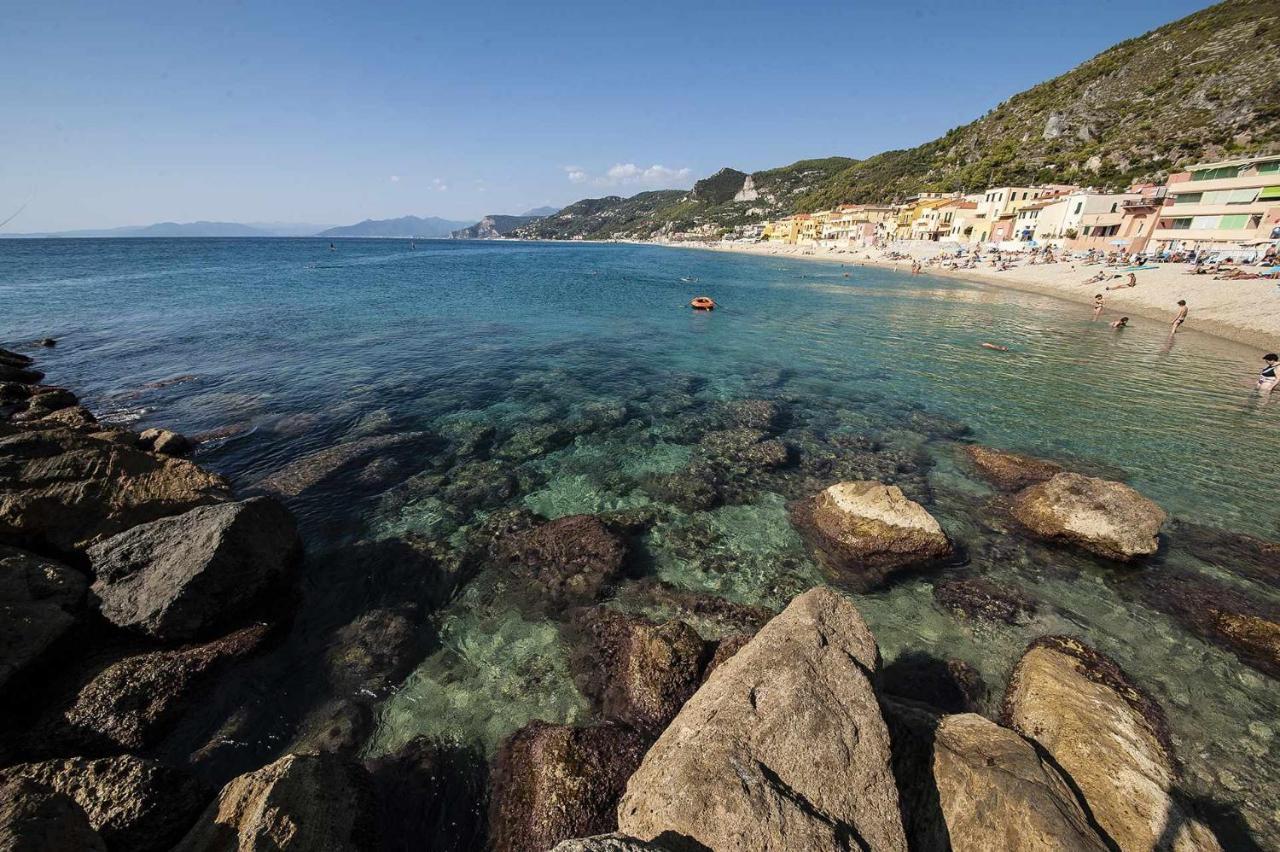 Fornaci 9 Rivieraholiday Pietra Ligure Exterior foto